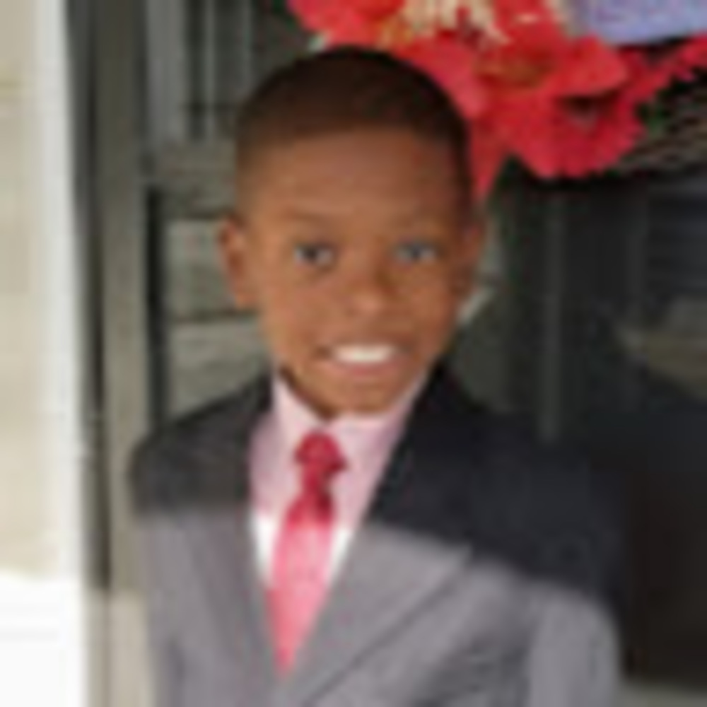 Meet your Posher, Lazandra